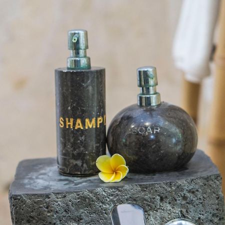 Gita Maha Ubud Hotel By Mahaputra-Chse Certified Екстер'єр фото