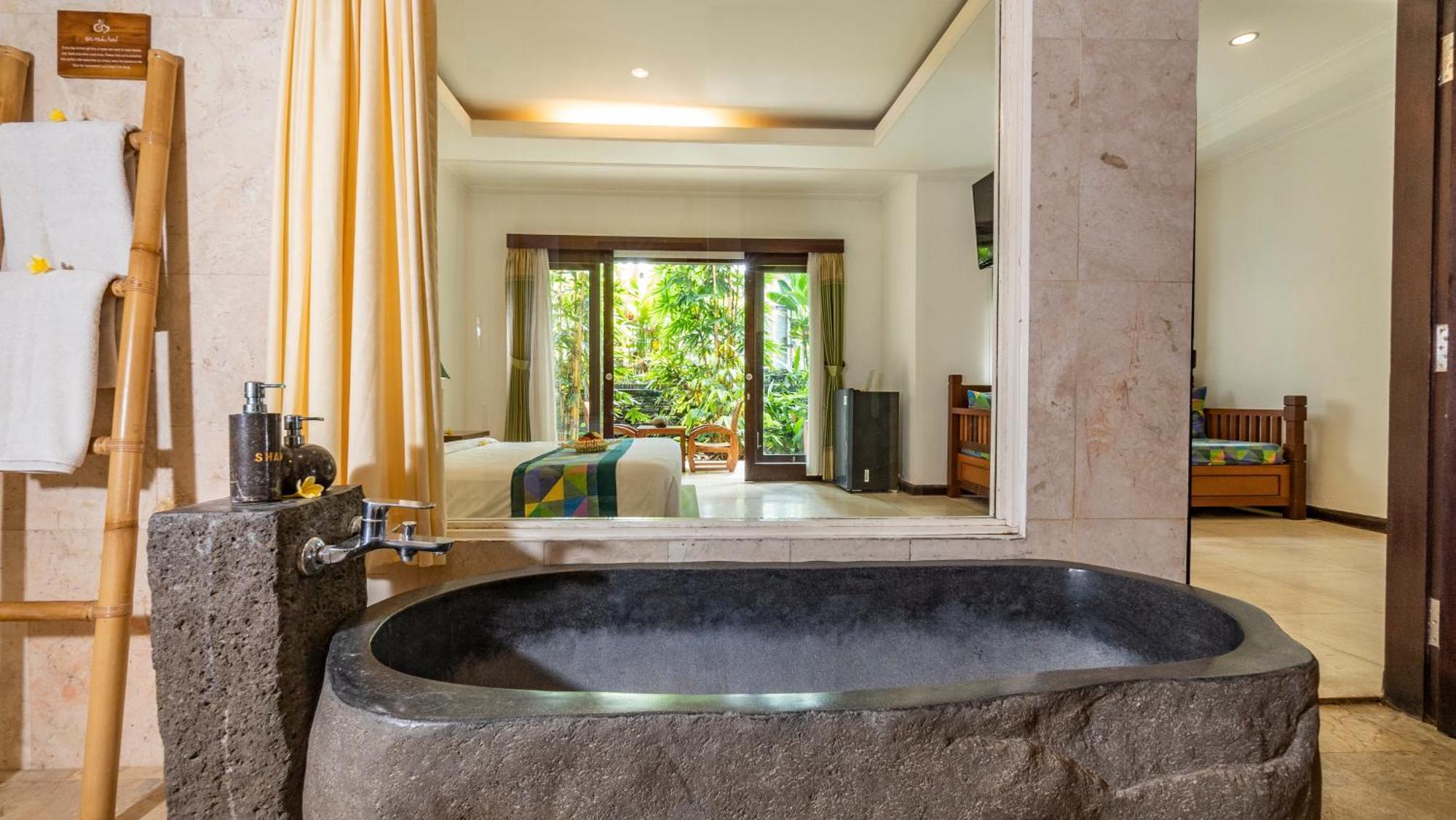Gita Maha Ubud Hotel By Mahaputra-Chse Certified Екстер'єр фото